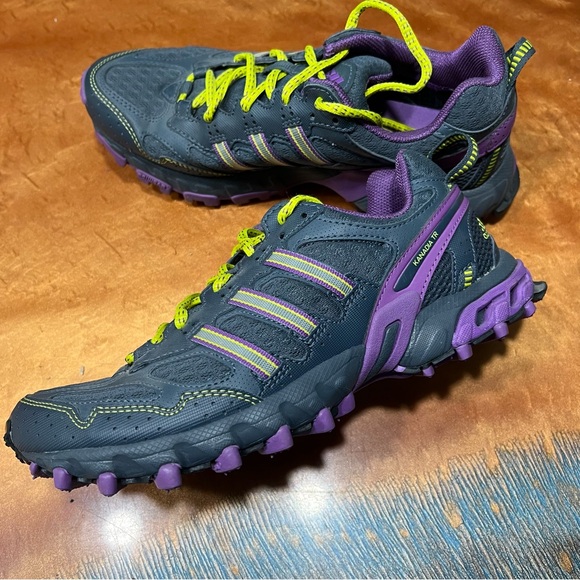 Adidas Kanadia TR Trail running shoes purple gray yellow size 8 - Picture 1 of 12